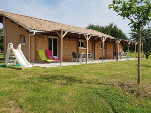 Maisons de vacances Gite Equestre Domaine des Crins - Monpazier : photos des chambres