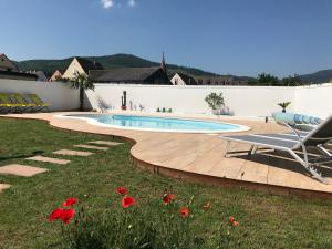 Maisons d'hotes Alsacebnb - Gite 12 personnes dans le vignoble - Piscine privee chauffee & Spa : photos des chambres