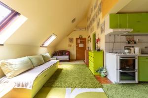 Sweet Home Center Apartment