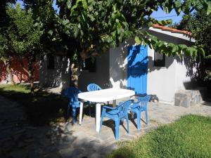 One-Bedroom Bungalow (4 Adults) room in Xristina Studios