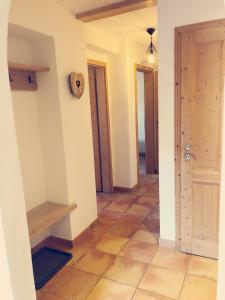 Dorfchalets & Apartments - in Kaprun centre including FREE entry Tauern Spa and Summer Card