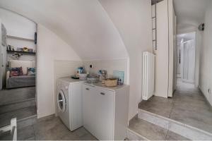 La Magnolia, Caressa de mä