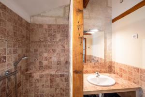 Appartements gite de La Feniere mas Medaille : photos des chambres