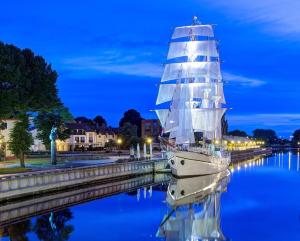 Old Town River Apartments