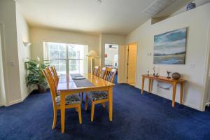 Three-Bedroom House room in Gorgeous Vacation Home Ciska home