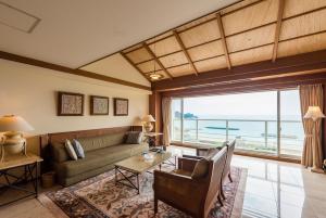 伊豆 Nishiizu Crystal View Hotel 4星级 住宿 套房