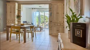 Appartements Mare appart avec jardin et bbq vue mer et montagne plage et port a 2 pas : photos des chambres