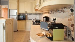 Appartements Mare appart avec jardin et bbq vue mer et montagne plage et port a 2 pas : photos des chambres