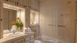 Appartements Mare appart avec jardin et bbq vue mer et montagne plage et port a 2 pas : photos des chambres