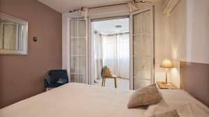 Appartements Mare appart avec jardin et bbq vue mer et montagne plage et port a 2 pas : photos des chambres