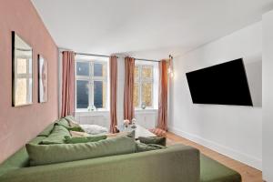 The Forest Green Apartment