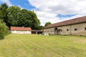 Maison de 4 chambres avec jardin amenage et wifi a Monthenault