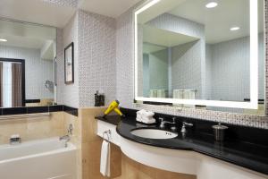 King Suite room in Hyatt Centric Downtown Minneapolis