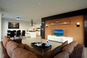 Kata Sea View Villas