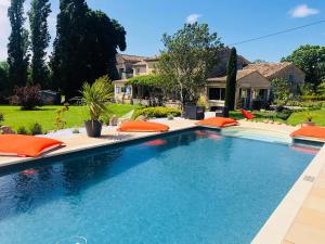 B&B / Chambres d'hotes La Bastide des Bourguets Adults Only, Mont Ventoux : photos des chambres