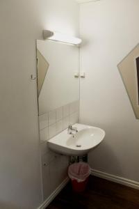 Single Room with Shared Bathroom room in City Lodge Stockholm