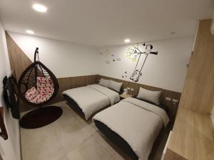 Chingya House