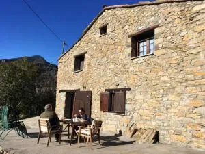 Charming House in Las Colladas with Mountain View - Espluga