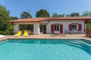 LANDAGAINA Villa with heated pool and garden Guethary close to Biarritz - 阿赫泽