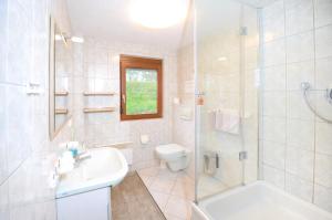 W-Apartments - Spacious Parking, EV-Station, Washer & Private Garden