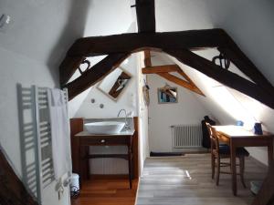 B&B / Chambres d'hotes Chambres d'Hotes L'Ostal de Pombonne : photos des chambres
