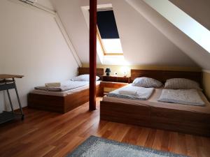Triple Room with Private Bathroom - Third Floor room in Villamerica