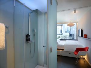 Hotels citizenM Paris La Defense : photos des chambres