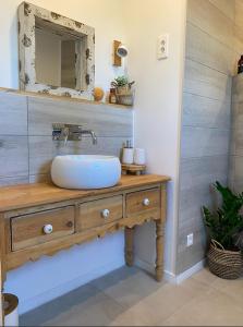 B&B / Chambres d'hotes le pool house : photos des chambres
