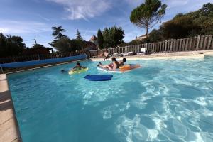 Maisons de vacances Le Vignal : photos des chambres