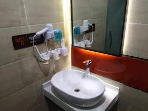 7Days Premium Kunming New Asia Sports City Subway Station Branch - Chengjiang