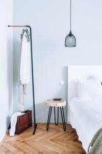 Orange Glow Boutique Apartments #47 by Goodnite cz - City