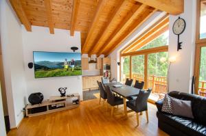 Ski Chalet Jim byin One Apartments