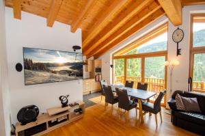 Ski Chalet Jim byin One Apartments