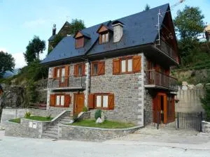 Charming Chalet in Viella, Mountain View - Gausach