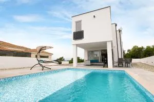 SPA House - 索帕尔茨卡