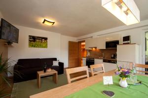 Two-Bedroom Apartment with Balcony room in Apartmenthaus Juen