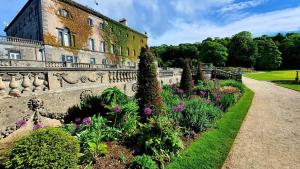 The Waterside Townhouse