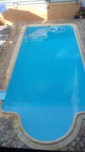 obrázek - 2 bedrooms appartement at Pointe aux piments 200 m away from the beach with shared pool balcony and wifi