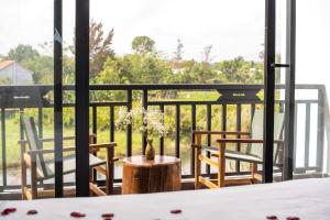The Boathouse Riverside Homestay