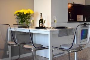 Apartamenty Homely Place Serce Poznania - Stary Rynek - Parking