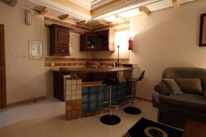 شقق أجنحه الخزامي للشقق المخدومه