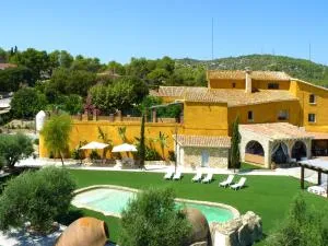 Spacious villa in Can Trabal with private pool and jacuzzi 980 m² - Can Trabal