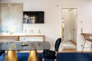 Luxurious by Sebastiana Group