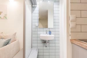 Relax in this funky loft next to metro!