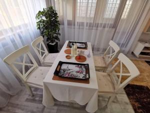 Cappuccino Apartment-Brilliant Apartments