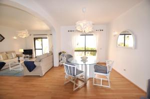 T3 Holiday Cottage near the beach | B111