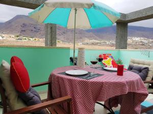 One bedroom appartement at Candelaria 150 m away from the beach with shared pool furnished terrace and wifi, Candelaria  - Tenerife