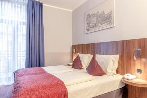 Comfort Double Room room in ALL-INN Hotel Frankfurt