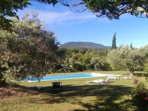 Maison de 3 chambres avec piscine privee jardin amenage et wifi a Cucuron