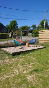 Maisons de vacances Le 3 de Gussignies : photos des chambres